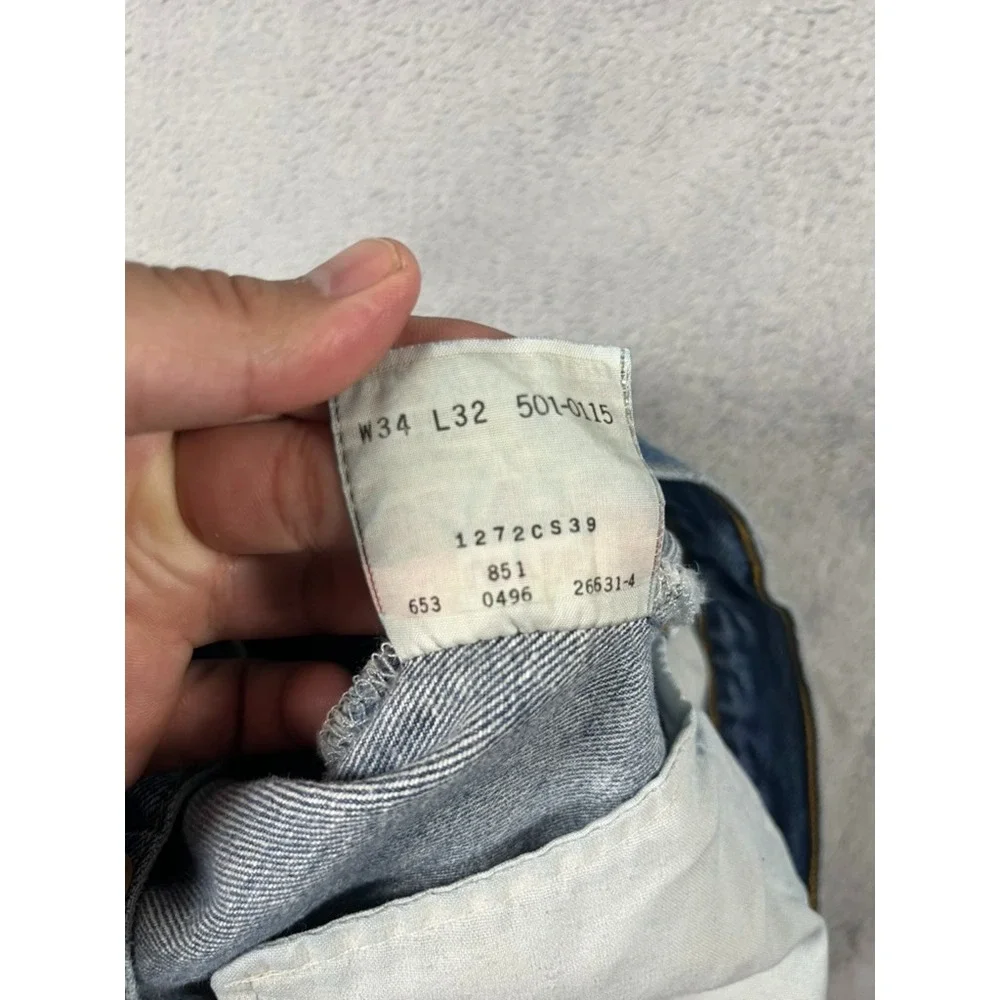 Vintage Levis 501xx Jeans Mens 34x32 Made in USA Button Fly 90s Distressed